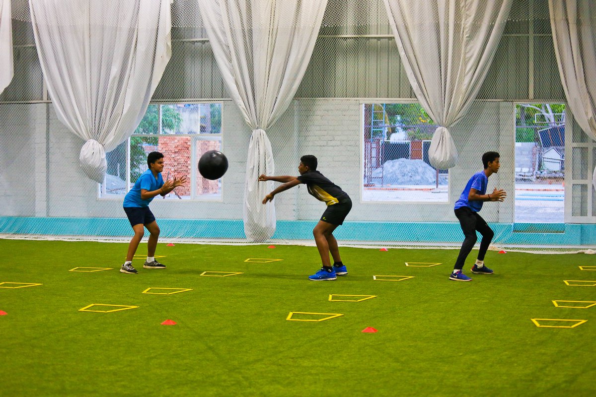 r_accelerate's tweet photo. In early stages of an athlete, it is essential to understand their developing muscle and design a program with the correct balance of flexibility and strength. Providing them the knowledge of performance training will be the base for their long term development as an athlete. https://t.co/P1iqHjMNLq