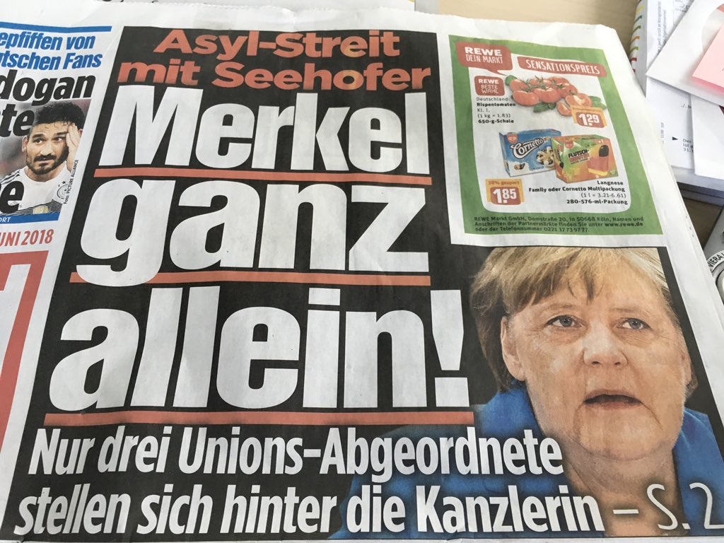 SBrandenburg_'s tweet photo. In ihrer Anti-Merkel-Kampagne schreckt die #Bild nicht vor plumper Manipulation zurück. Dass die Mehrheit der Unions-Abgeordneten gar nicht geantwortet hat, muss man sich im Kleingedruckten erschließen. Das hat mit Journalismus nichts zu tun. 

#Merkel #Seehofer #Asylstreit https://t.co/iLQhgtWtUv