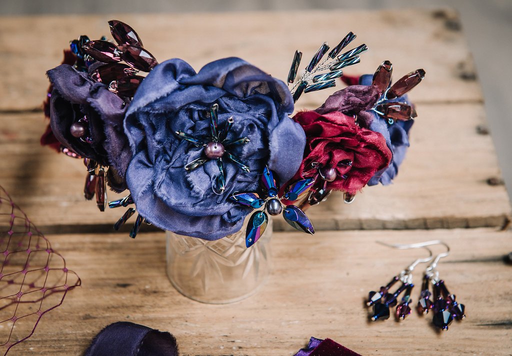 A Whisky and Rock ‘n’ Roll themed Wedding for the modern day Romeo and Juliet
Images <a href="/Nikongirl73/">Birgitta Zoutman Photography</a> 
bit.ly/2HETyrV  Hairpiece <a href="/julieannbeads/">Julieann Bird</a>