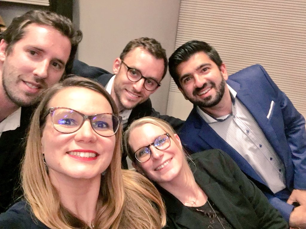 La programme #AXAForChange se termine. Mais l'idée que nous avons défendue devant le comex hier continue. Fière et heureux d'avoir participé à cette incroyable aventure. C'est avant tout une histoire d'équipe. #AXAGUILDETEST #AXA #teamCoupDePouce