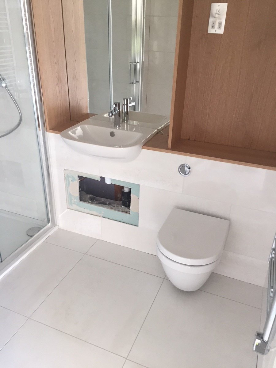 Brentford Lock Apartments in London are progressing well with 2 E blocks handed over. Blocks F3 &amp; F4 are entering commissioning phase, with the project on course for September 2018 completion.

Well done to all CHC Team members involved, keep up the great work.