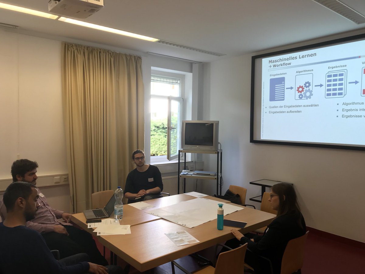 mitassist's tweet photo. Workshop II mit @montimonte @_ifis zum Thema Datenautonomie und Datensicherheit in #mhealth Applikationen https://t.co/sQxSeMzcYz