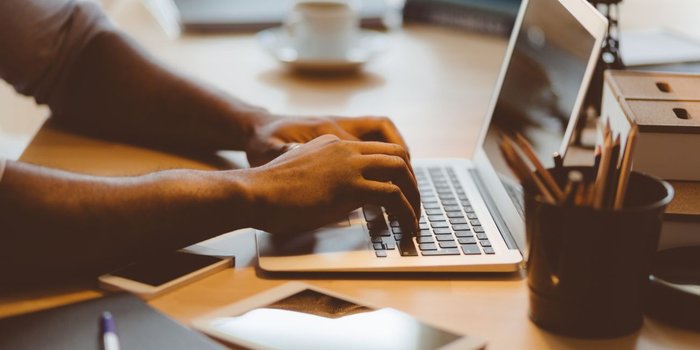 Are you a afraid to solely rely on passive income? Well, <a href="/Entrepreneur/">Entrepreneur</a> has recently published an article that tell you how you can earn passive income and keep your job! 

entrepreneur.com/article/308528

✏️: <a href="/wanderlustworkr/">Robert Kanaat</a> 

#thursdaythoughts #parkingrentalmk