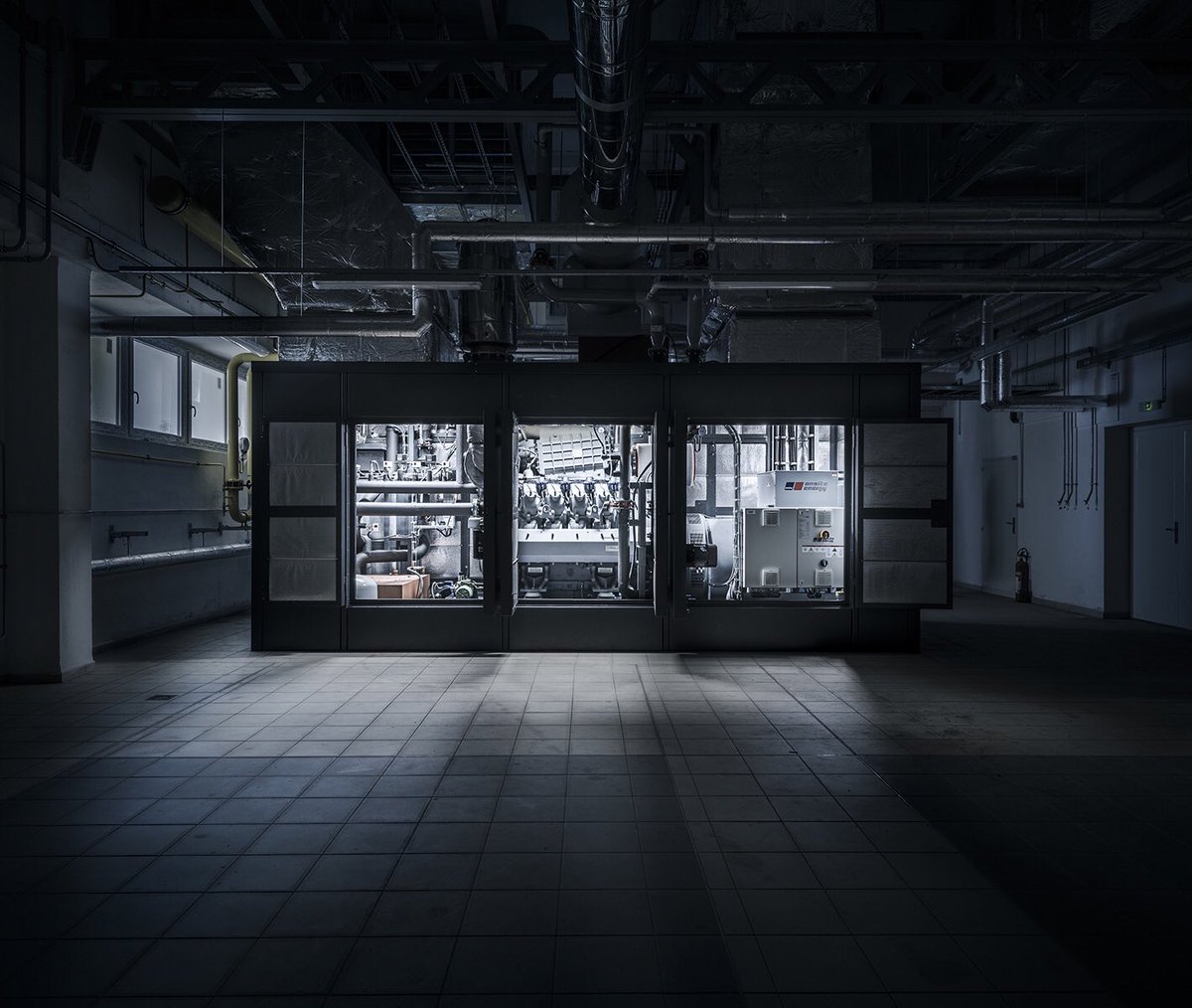 Kogenerační jednotka KE - MTUNG 850 v Náchodě. gentec.cz/reference