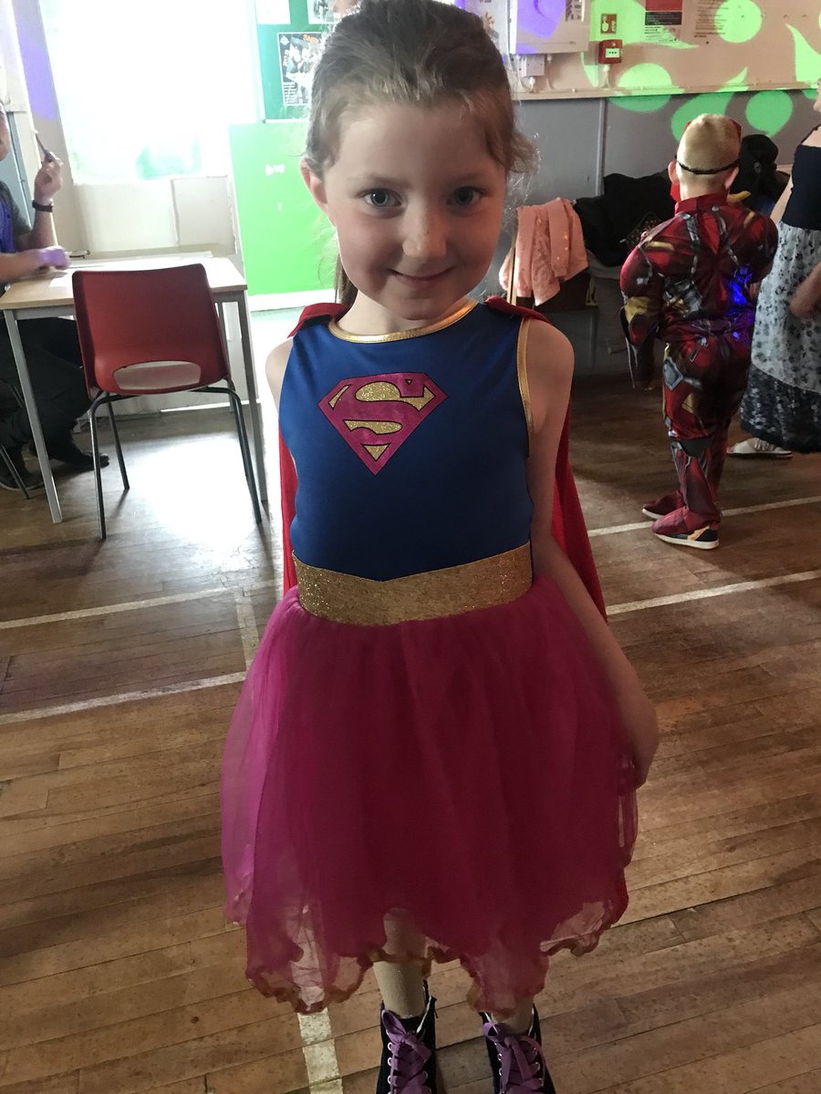 LynneKenmuir's tweet photo. Lots of happy little superheroes with some incredible dance moves at the Kilmarnock Young Carers party last night. Now on to day 4!! #CarersWeek2018 #YOTYP #YearOfTheYoungPerson @EACarers @EM_EACarers @JoanneLairdEACC @Zoe_EAYC @ryan_eayc @FR_JCEO_EACarer @FPirrie https://t.co/NNIE9zemM4