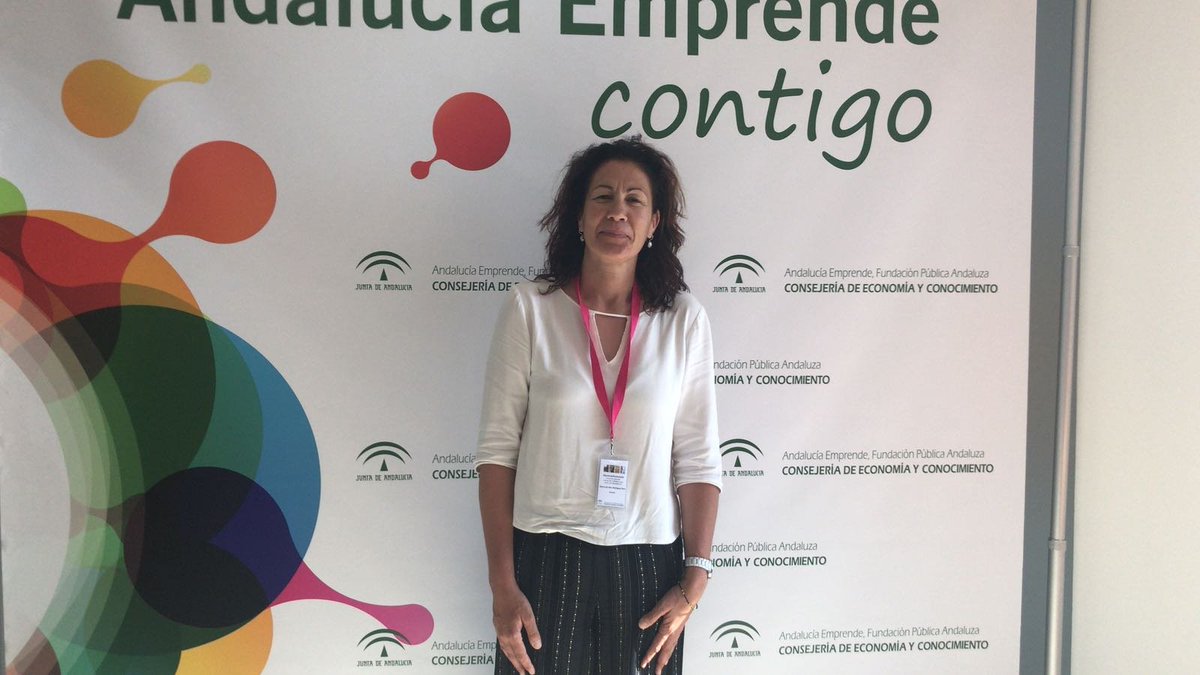 cadealmeria's tweet photo. Ya en el #CADEAlmeriaPuerto, #MariadelMarRodriguez de #AlMihras. Intervendrá en el Panel II "Desarrollo de la cooperación entre #empresas #turisticas" #SectorialTurismoAL @AlmeriaJunta @MATortosaLopez @AlfredoVAyala @TurismoDeporAND @aemprende @ASHALAlmeria https://t.co/lznDCtQtl5