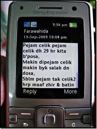 thesiakapkeli's tweet photo. Siapa yang pernah lalui zaman ni? Seronok dia lain macam bila dapat sms raya macam ni kan. https://t.co/ZScDZBrxeN