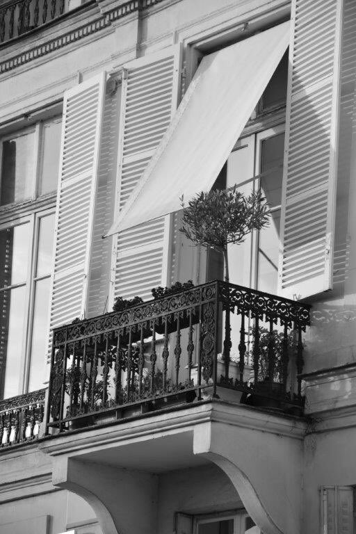 Some days are just awesome! Two of the worlds greatest city’s in one day - Morning in London. Afternoon in Paris