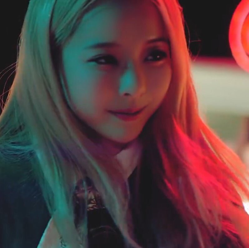 ZSVivi2's tweet photo. Lets take a break shall we?... https://t.co/WgxGOuoP8Q