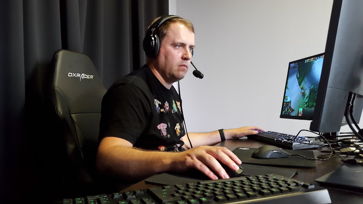 Dota 2 Maincast On Twitter V1lat Gotovitsya K Podrubke Smotri