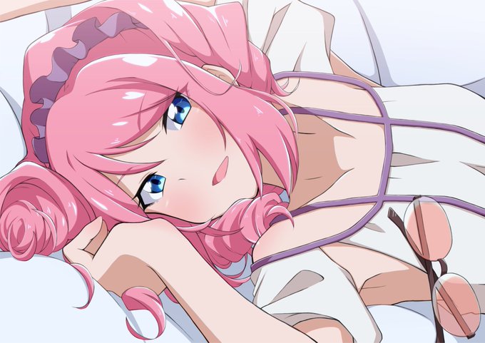 桜庭ローラは顔がえろい 