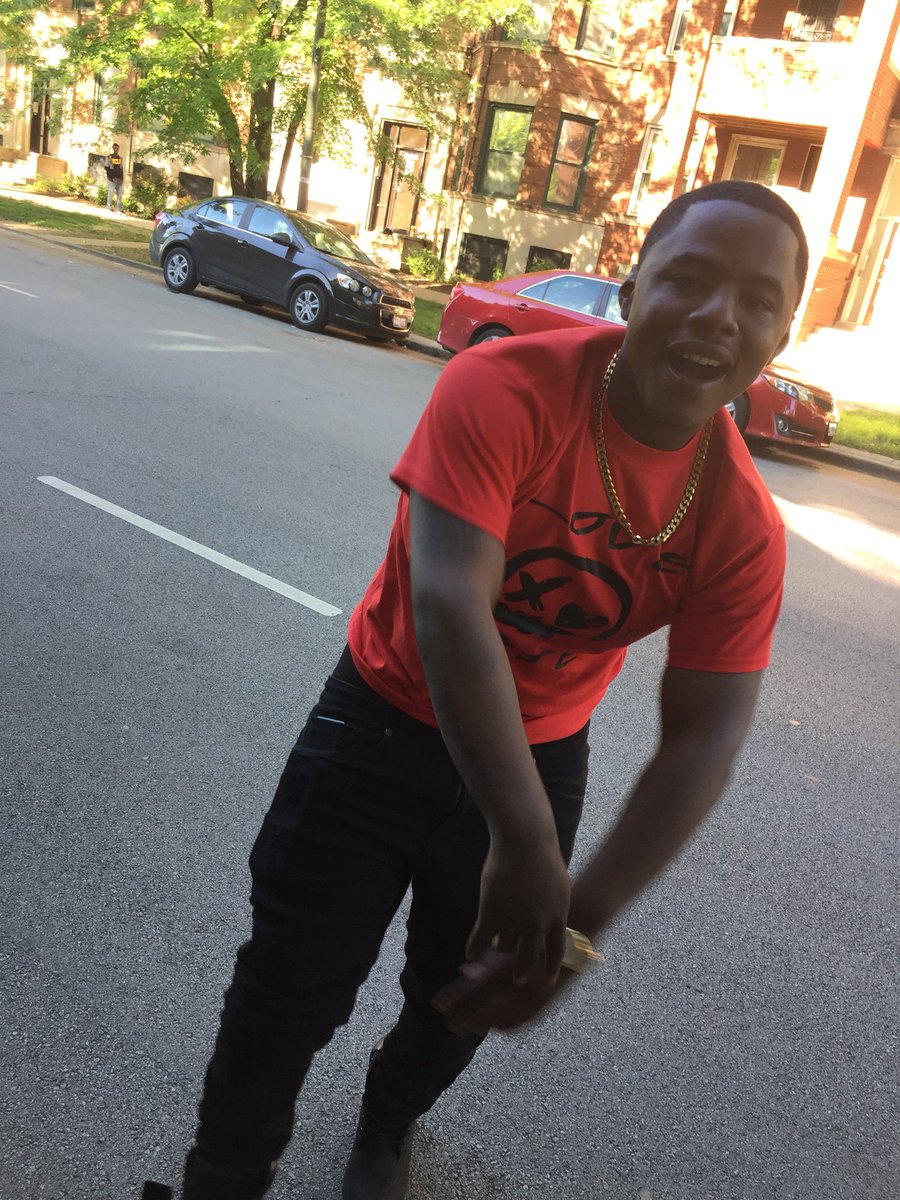 Dooskithaman_'s tweet photo. YO BIH KNO I LOOK GOOD IN RED 😍🤤 https://t.co/MNljrVfXTO
