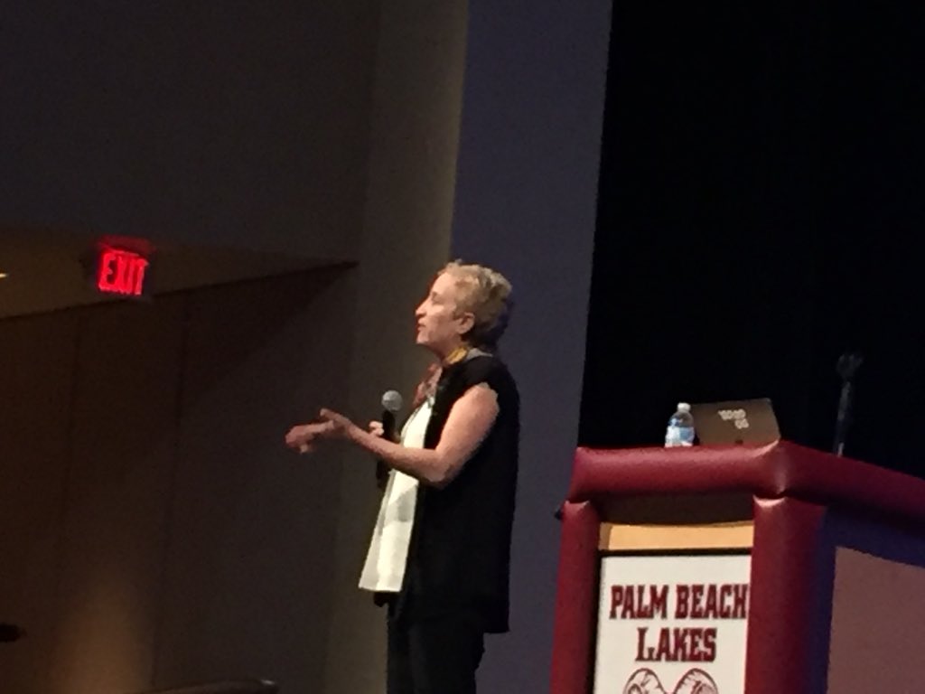 macolbert3's tweet photo. Thank you @stephaniesefja2 & @Scholastic for bringing @pamallyn to the #slipbc18! @561Sdpbc @DianaFedderman https://t.co/g8WnGRxZC2