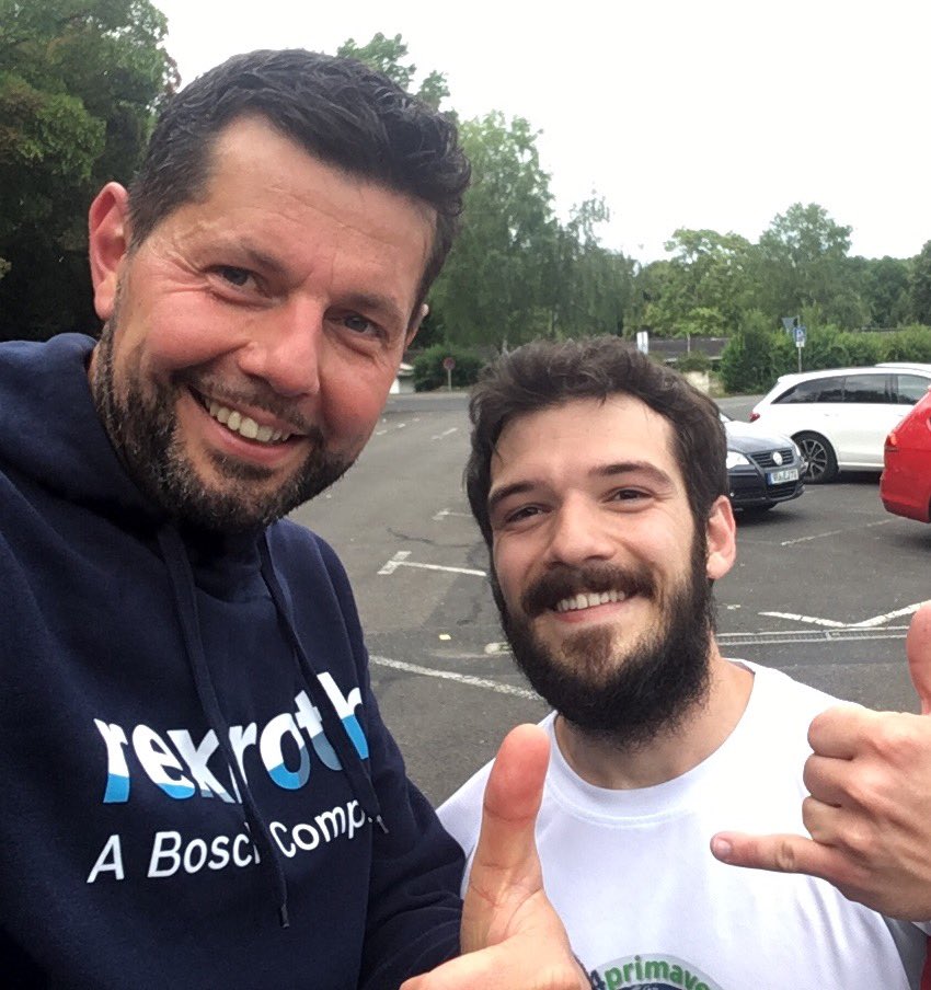 StefLehnert's tweet photo. Erster beim gestrigen Probelauf zum #wue2run! 🤙🏻 #boschrexroth #wemovetowin https://t.co/wXNxy9OSVU