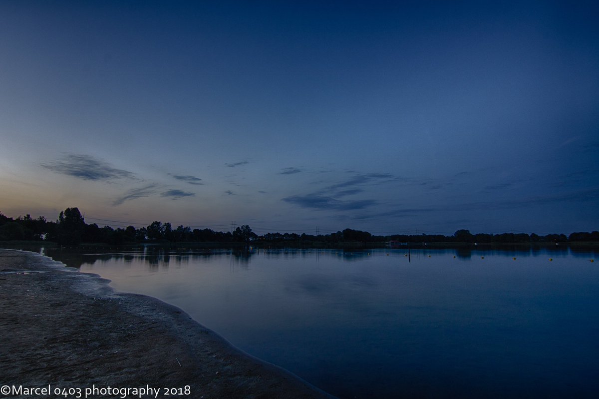 cairnwizzy's tweet photo. Genieten hier op @landalnl #stroombroek gisterenavond naar de plas geweest toen iedereen al op zijn bedje lag hier... https://t.co/9y296HY3I6