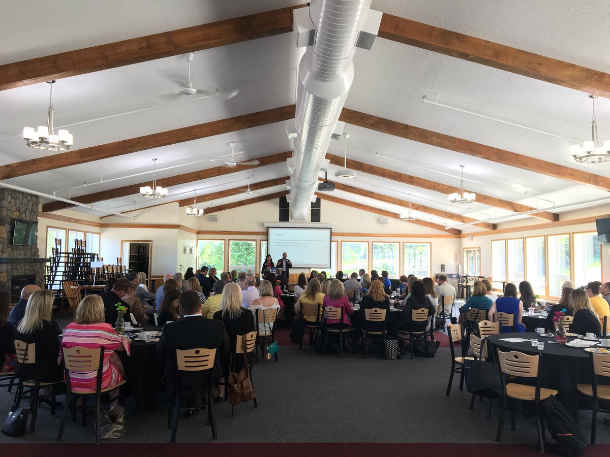 PlannedGivingSC's tweet photo. Everyone in attendance is ready to be engaged and inspired! We can’t wait to hear from our keynote speaker @a_goks and the 3 panelists. #YouthInPhilanthropy #plannedgiving https://t.co/ayOekF1hjL