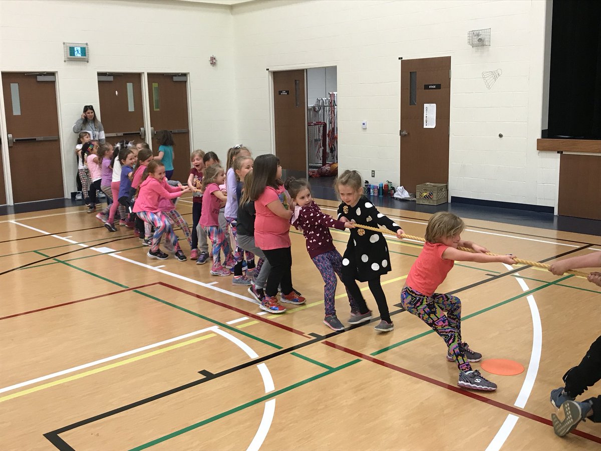 OctagonPond's tweet photo. Kindergarten girls win! https://t.co/lo4b9kyYAZ