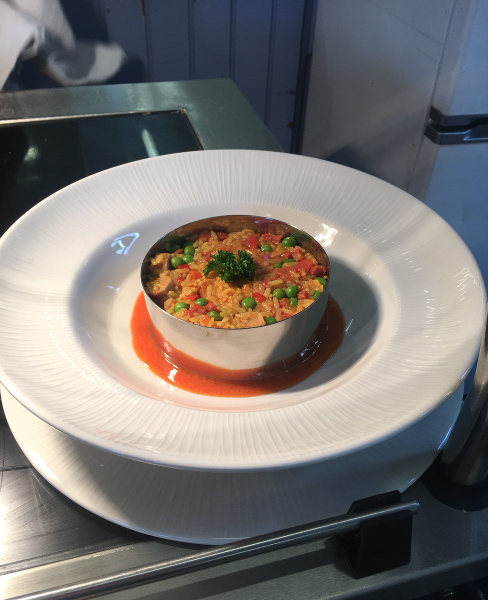 City_Catering's tweet photo. What a great job these two young chefs have done! Mina produced her Staffordshire Sausage Paella and Isabel her Cheese and Bacon Muffins. Feedback from pupils was very good. @StokeLearning @GreenwaysSOT #JCOTY18 https://t.co/QX77fwCH3r https://t.co/Ok2mva8EyG