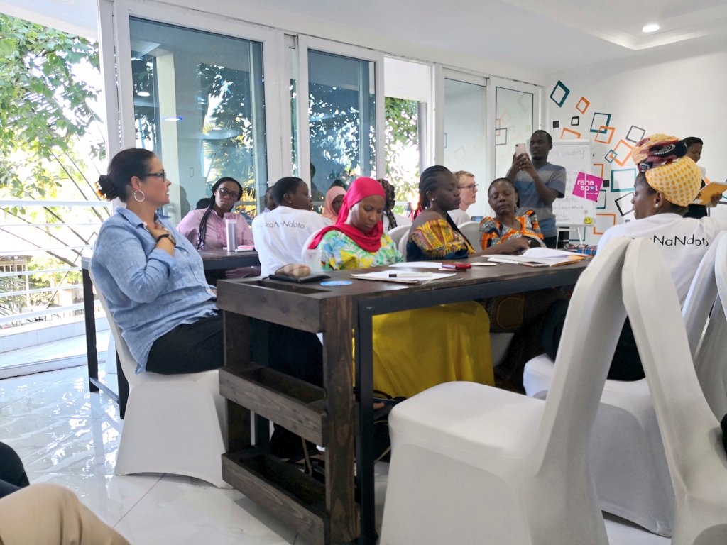 WaterAidTZ's tweet photo. #anzanandoto our female delegation from Canada are currently spending time at Ndoto Hub with a group of talented young female entrepreneurs from Tanzania! We are sharing skills, experiences and knowledge - karibuni sana! #deliverlifetz https://t.co/S69EiZwnR6