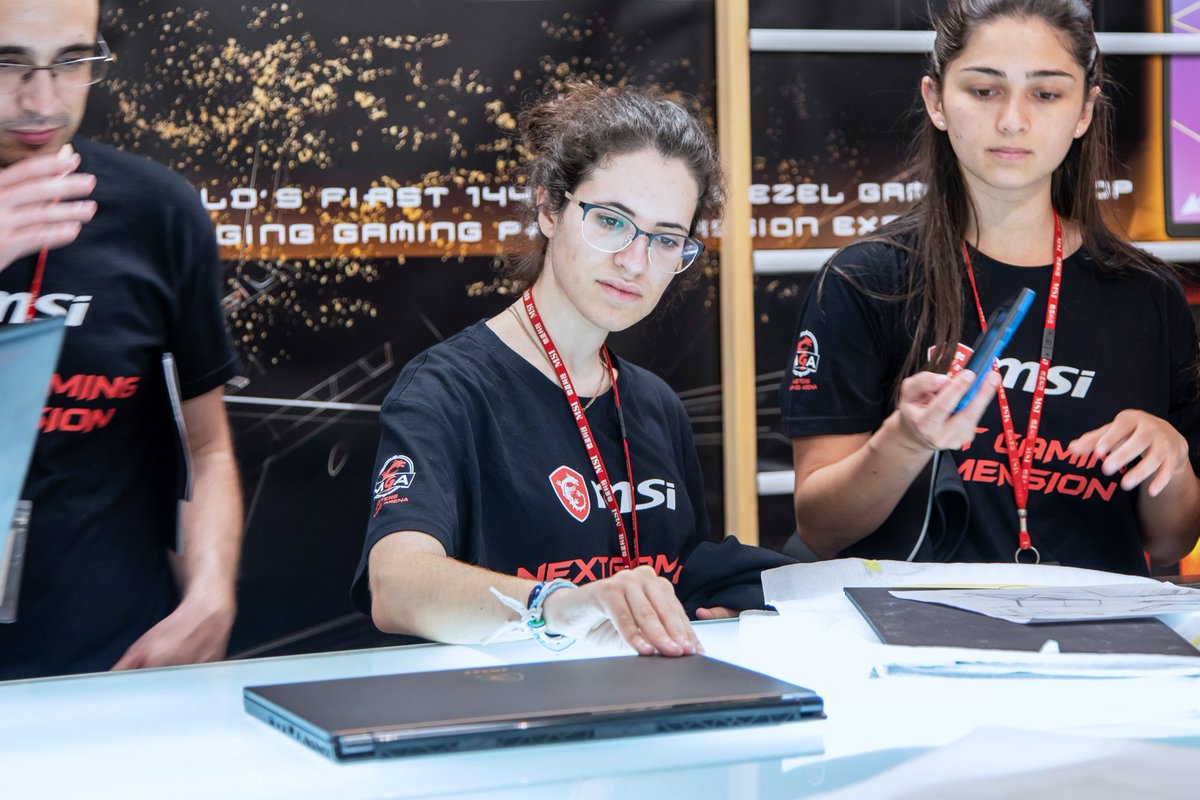 MSI_ES's tweet photo. Así es como fue la visita a las oficinas centrales de MSI en Taiwan. Recuerda que tu también puedes de formar parte del próximo Get on Board. 🤔🤩 #getonboardmsi https://t.co/MlN367nrvz