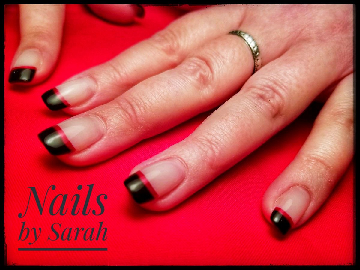 Fun French polish on acrylic nails!

#islandgirlnails_whidbey #nailsalon #whidbey #whidbeyisland #nailsbysarahmarie #acrylic #acrylicnails #funfrench #frenchpolish