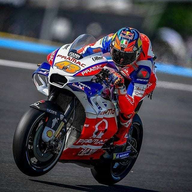 motogpaction's tweet photo. Jack Miller has confirmed that he will stay at Pramac next year on a GP19. The same deal as what Petrucci is currently riding on.
.
.
#MotoGP #instantmotogp #jackmiller #motogp2019 #CatalanGP https://t.co/l6z1ega1rF https://t.co/XRFR991Z7P