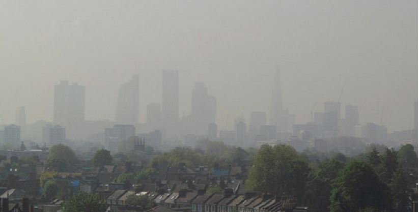 lambeth_council's tweet photo. Poor air quality is harmful to human health. Personal exposure to air pollution can be managed by choosing walking routes away from the most polluted areas. Keep up to date with free air quality pollution alerts from airTEXT. https://t.co/82nRXhFVhZ https://t.co/xYbi3trUpJ