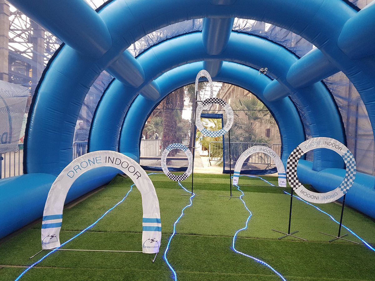 Le <a href="/web2day/">Web2day</a> c'est aussi un peu de detente. 😉 merci <a href="/Drone_Indoor/">Drone Indoor</a> @ECV_Digital_Nts