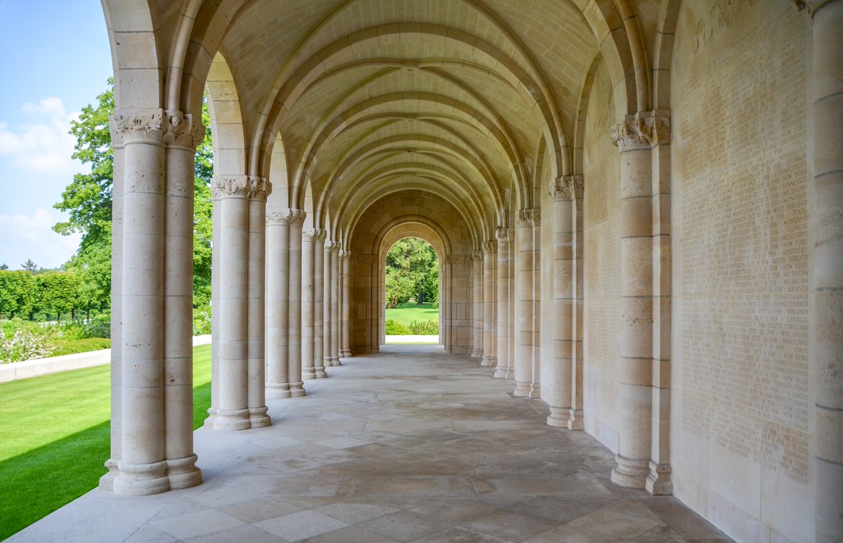 blogvoyagesfr's tweet photo. Mes premières photos de notre week-end #AuCalme. 
Le cimetière américain de Romagne-sous-Montfaucon où reposent 14000 soldats américains. @PartonsAuCalme https://t.co/hLPdSCmF9a