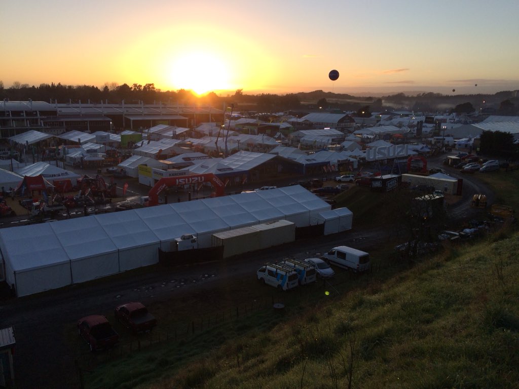 Andrew Marshall tweet media