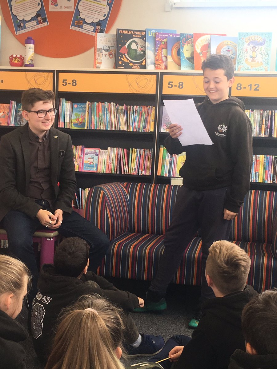 gwyrosydd2010's tweet photo. Pop up visit with Jay Hulme. Thank you for helping us to write our fantastic poems and limericks. #PopUpFestival18 #penlanlibrary #gsplit https://t.co/cZaI8mPVQ2