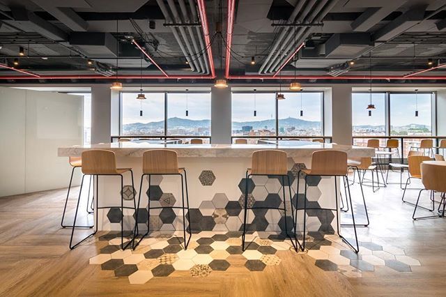 KesenStudio's tweet photo. Nuevo reportaje en #barcelona para una conocida empresa de #arquitectura. No os podemos dar más detalles pero es un proyecto espectacular! 😱 https://t.co/odhnAz6mFe https://t.co/tWqXxBXhhb