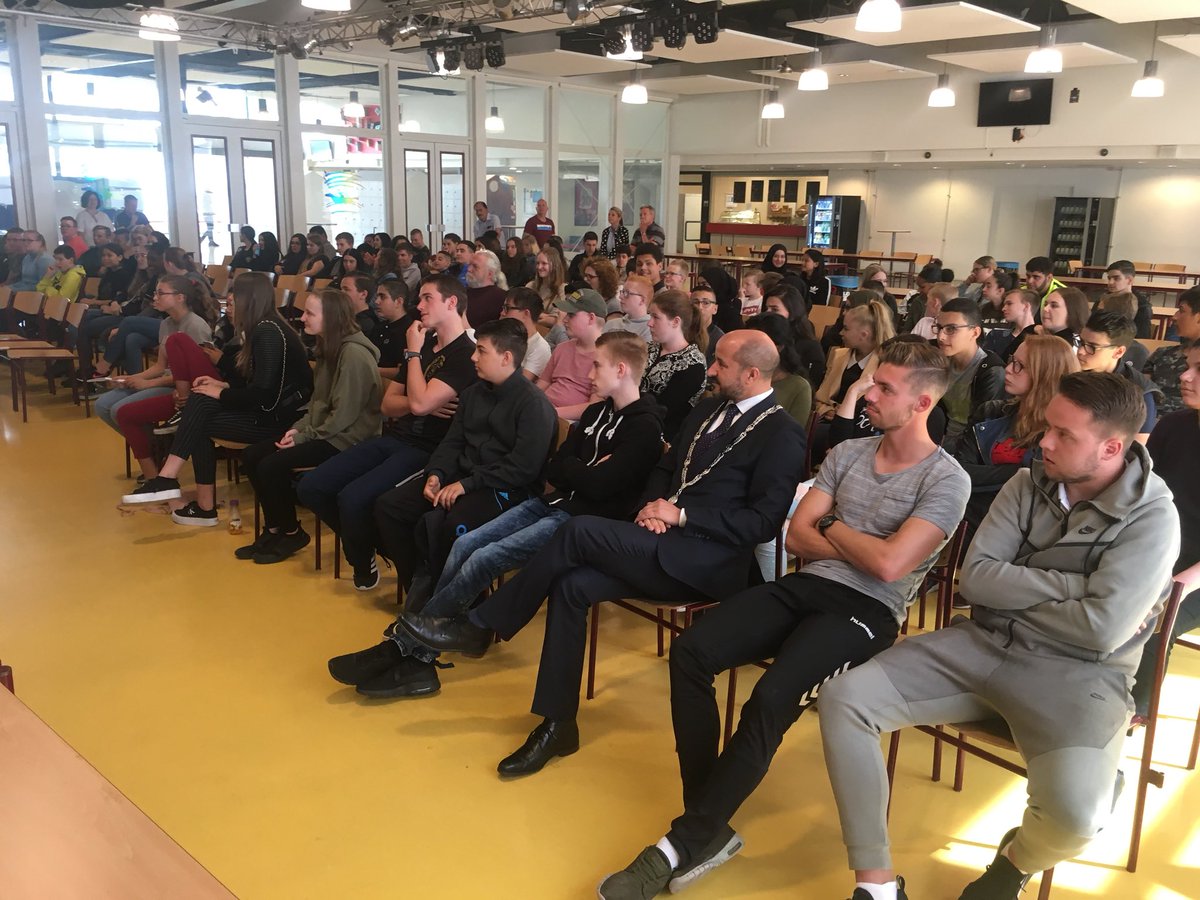 Maarten van Rossem tweet media