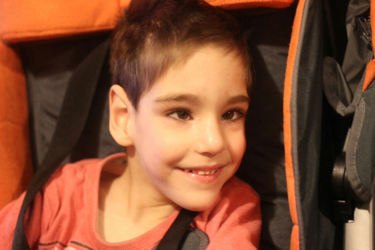 fondembrace2017's tweet image. 💚 Помните такое произведение Льюиса Кэрролла «Алиса в стране чудес»? Про девочку по имени Алиса и о том, какие приключения ей пришлось пройти в волшебном мире, чтобы достигнуть своей цели. 💚 У нас тоже есть такая девочка Алиса. И ей нужна помощь.
👉бф-объятие.рф