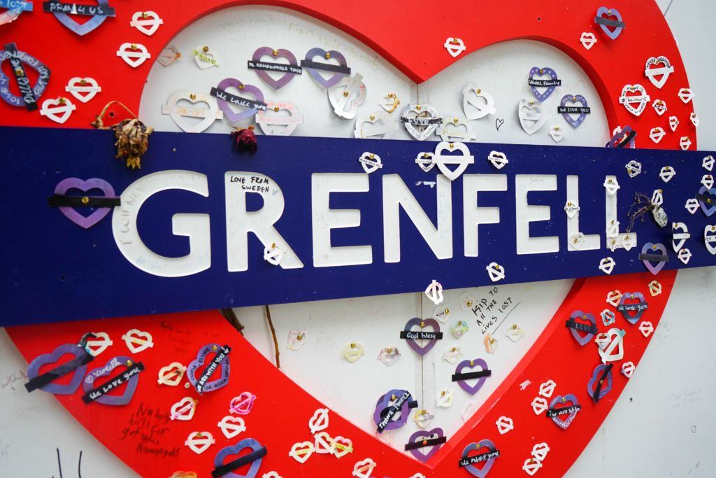 BywatersUK's tweet photo. Today we are holding a #MomentOfSilence for those lost to the #Grenfell disaster - we urge you to do the same to help raise awareness and prevent this needless tragedy from happening again. ๐๐๐
#GreenforGrenfell #WeAreWithYou #72seconds #LondonRemembers https://t.co/MtcUGmkh3D
