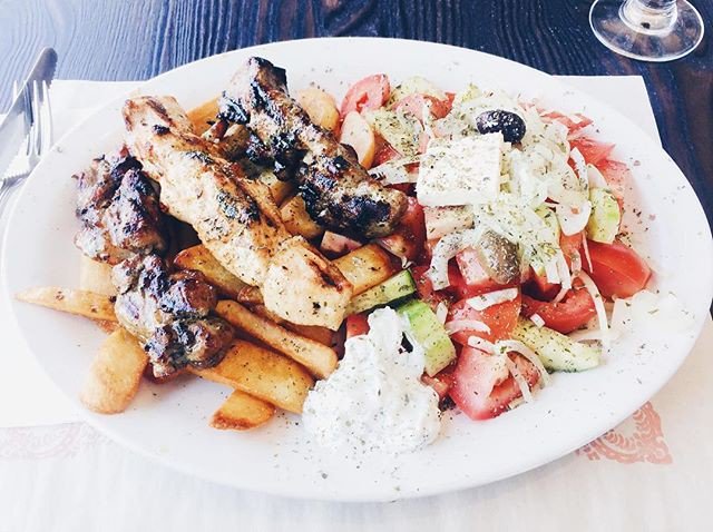 fungryfair's tweet photo. Reposting @duccnguyen:
🇬🇷 brunch ? 😏

#BrunchMTL #BrochetterieParthenon https://t.co/wORle5y2Vs