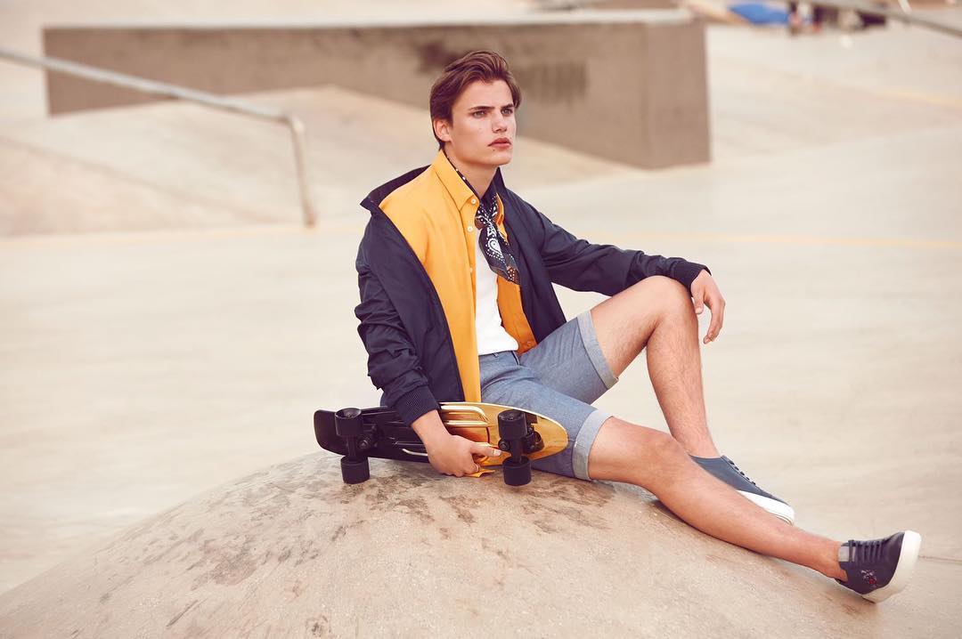 Damat_Tween_es's tweet photo. Los tonalidades más cálidas del naranja marcarán tu estilo durante este verano y se adaptarán al dinamismo de la estación🤞
https://t.co/E7FUDfVJFA
------
#TweenSS18 #menstyle #summer #moda #ss18 #modamasculina #tweenespaña #estilo https://t.co/Vd0CS1dUxm