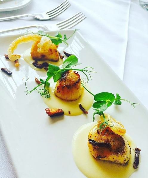 A4: For those of you seeking a truly memorable dining experience, take a peek at our list of top restaurants in Dublin - irelands-blue-book.ie/our-blog.html/… <a href="/VisitDublin/">Visit Dublin</a> #DCtravchat <a href="/LovinDublin/">Lovin Dublin</a>