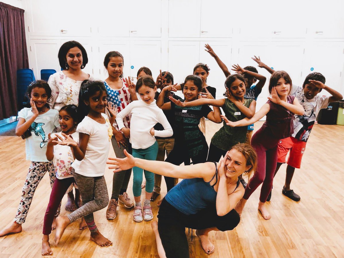 SanskrutiCam's tweet photo. Gearing up for their first ever dance competition! Created a new dance piece called 'Pratham' blending #Bharatanatyam with #contemporary #dance. Our 6-11 year olds are super thrilled for #DanceMakeYourMove @SCTheatre1, Milton Keynes 
Sunday, 17th June, 4:00pm
with Lucy McMahon https://t.co/99TrTYHsmd