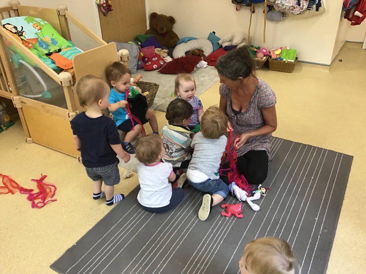 snapbroadwood's tweet image. Babies made their own fabric streamers for music and singing yesterday #snapsarts #music #singingtime #nurseryrhymes