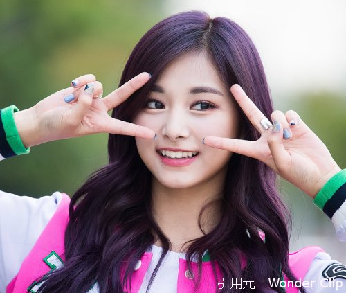 TWICE_joho's tweet photo. 【祝福】
本日6月14日は🍭ツウィ🍭の誕生日❤️❤️  
お誕生日おめでとうございます✨   
これからも美しい笑顔を楽しみにしています😍    

フォロワーの方のツウィのセンイルツイートをお借りして サイトに掲載してありますのでお時間ある方はご覧ください❣️
↓↓↓ 
 https://t.co/9rBl7Cl4rY https://t.co/8T3SI7WnZ8