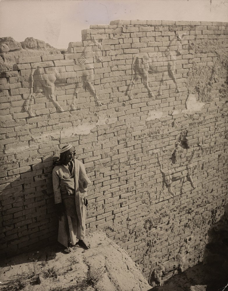 sumerpiper's tweet photo. The Ishtar Gate was an entranceway to the city of Babylon, capital of the ancient Babylonian empire in modern day Iraq.

It was built during the reign of King Nebuchadnezzar II and was dedicated to Ishtar, a goddess of love and war.

Picture taken in the ruins of Babylon in 1916 https://t.co/02Ri280bgw