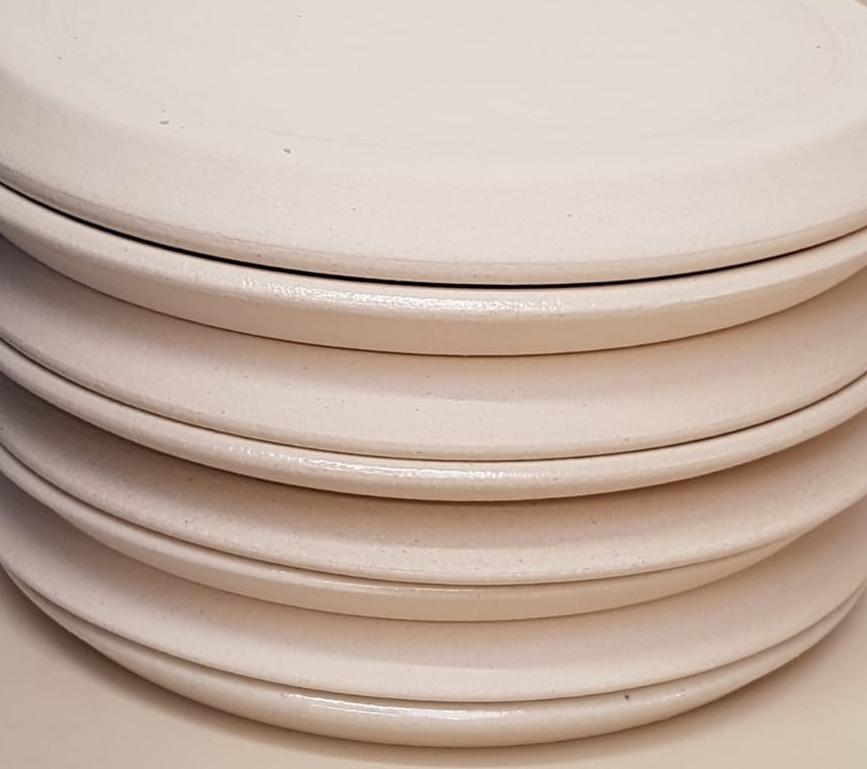 MilesMooreClay's tweet image. These, fresh out of the kiln, plates are now ready to take their award winning (secret) designs up to @RhegedCentre for @SAfoodforlife #farmersmarkets #educlaytion fabulous school project with @TebayServices @westmorlandfam #wearecumbria #Theplacetobe thanks @SoilAssociation