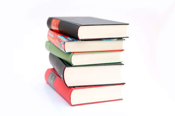 MudanzasBlog's tweet image. Os traemos las mejores recomendaciones para el #embalaje de #libros durante una #mudanza ¡Con nuestros consejos será mucho más fácil! #empresademudanzas buff.ly/2Halgwu