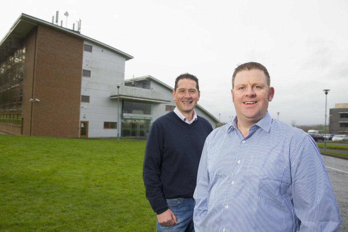 TSSG team of researchers leading the charge on stable, secure beyond 5G future grid projects. #smartgrid #research #energy #5G 
ow.ly/q4we50hHglL