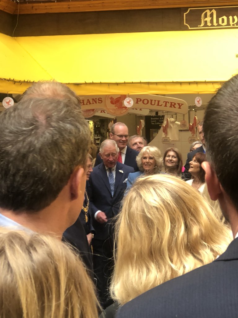 sandramurphy999's tweet photo. There he is! @simoncoveney 😉 #PrinceCharles #PrinceWatch https://t.co/DBHbWuSVXP