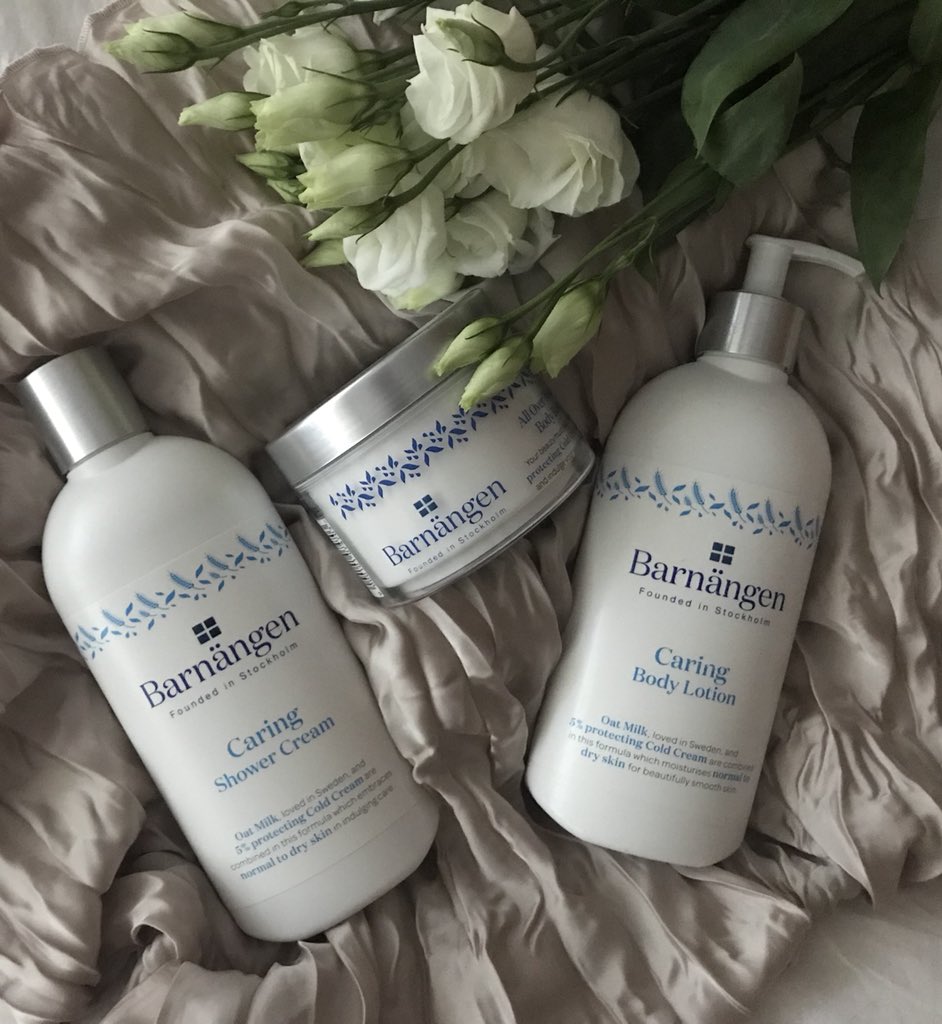BSbyGabrielle's tweet photo. My skincare routine for this summer includes @barnangenstockholm!
Caring Shower Cream & Body Lotion and Body Balm.
More details soon on my blog.❤️
.
.
#barnangenbeauty #livelagom #buzzlagom #skincare #beautyblogger #fashionblogger #travelblogger #beautystoriesbygabrielle https://t.co/HDVCZQ1q45
