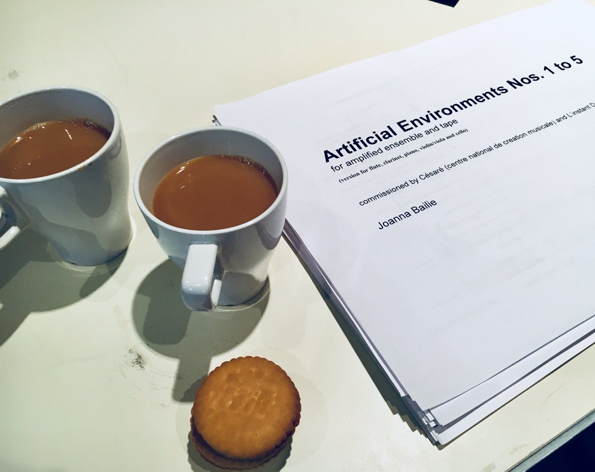 nmcrecordings's tweet photo. Essentials ready for today’s recording session with @PlusMinusEns #joannabailie @mpknoop ☕️🍪🎻🎤🎧🎼 #debutdisc https://t.co/g7RVpSdAcU