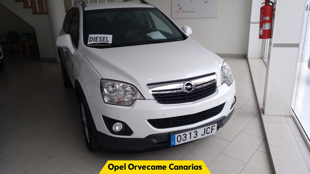 OpelCanarias's tweet photo. ¿Ha crecido tu familia más de lo esperado? 😏 Este impecable Antara es la solución a tus problemas de espacio 
▶ Asistente de parking trasero y delantero, asientos con calefacción, control de velocidad, Isofix y ¡mucho más! https://t.co/7WcIb3W9wL 
#OpelAntara #Canarias #Familia https://t.co/8qt8KjQezA