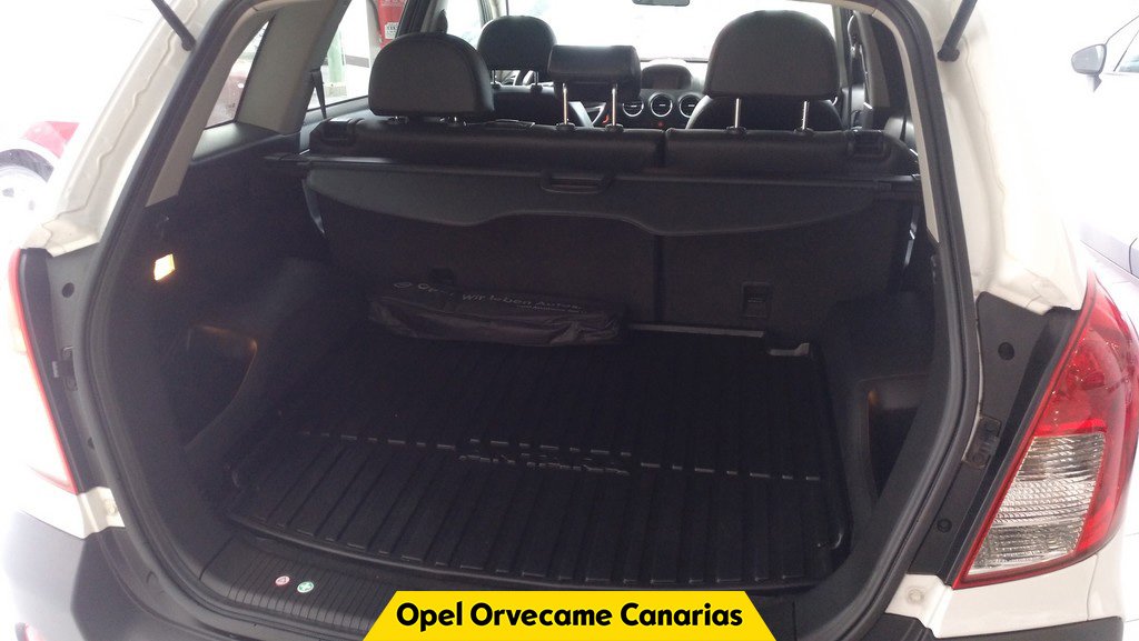 OpelCanarias's tweet photo. ¿Ha crecido tu familia más de lo esperado? 😏 Este impecable Antara es la solución a tus problemas de espacio 
▶ Asistente de parking trasero y delantero, asientos con calefacción, control de velocidad, Isofix y ¡mucho más! https://t.co/7WcIb3W9wL 
#OpelAntara #Canarias #Familia https://t.co/8qt8KjQezA